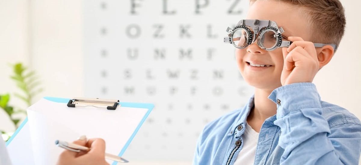 Đo khám mắt uy tín tại Kính mắt Việt An