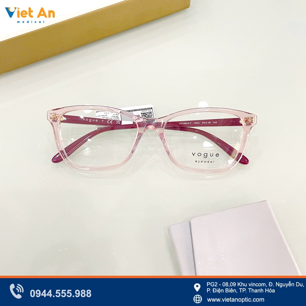 Gọng kính nhựa mới nhất nhà Vogue